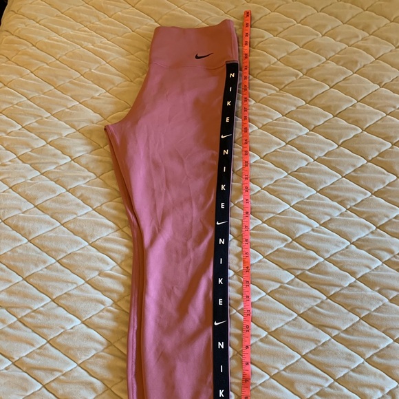 Logo Ribbon Nike Leggings NEW WITH TAGS - Picture 4 of 9